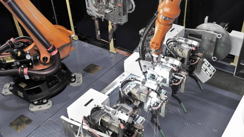 KR6-2型焊接機器人為KAUTH打造合適的解決方案